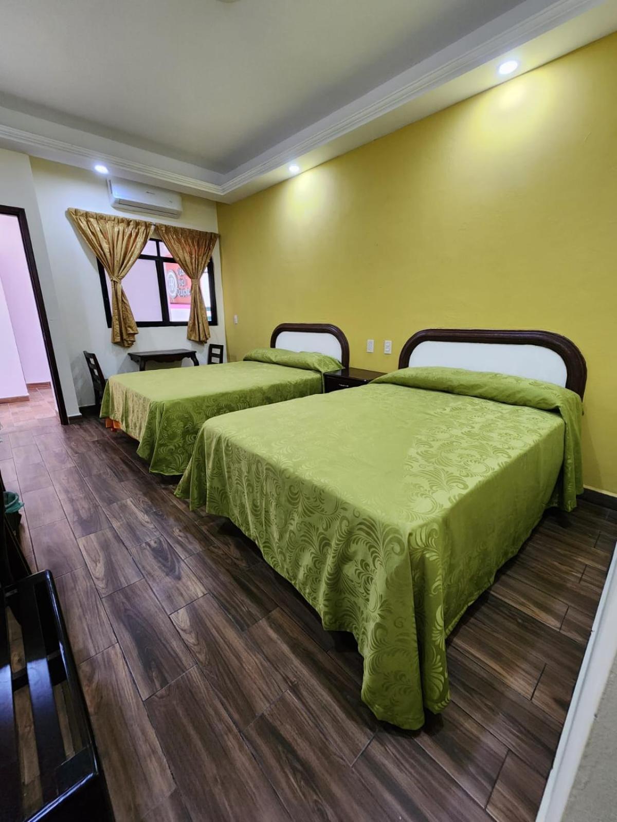 Hotel Real Del Quijote A Solo 50 Metros De La Playa 3*